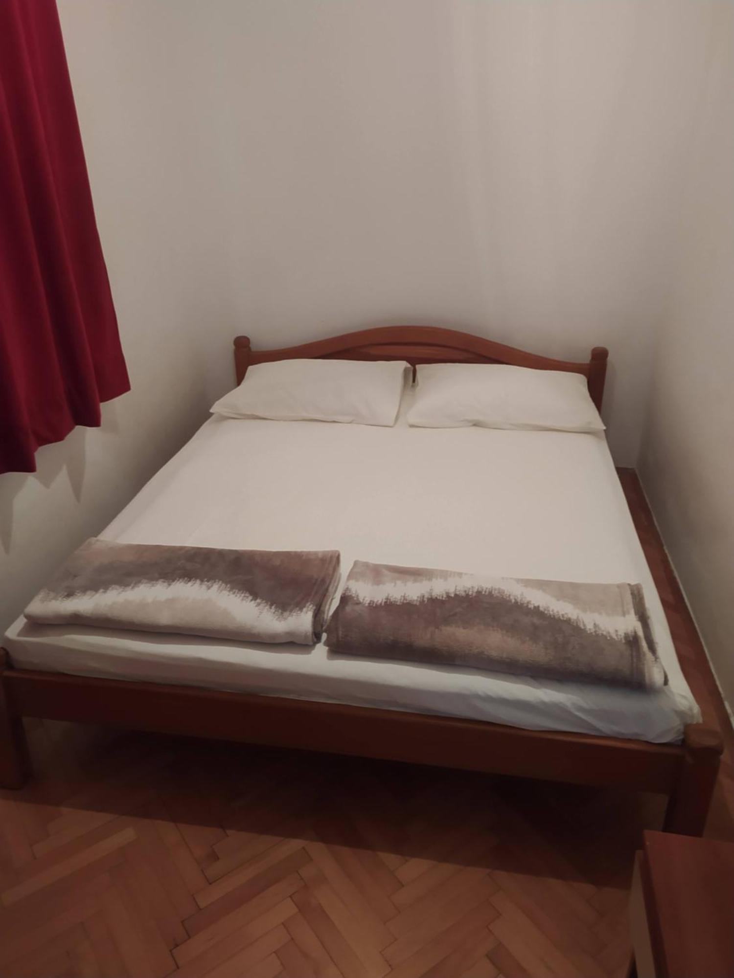 Apartments Ticinovic Omis Exterior photo