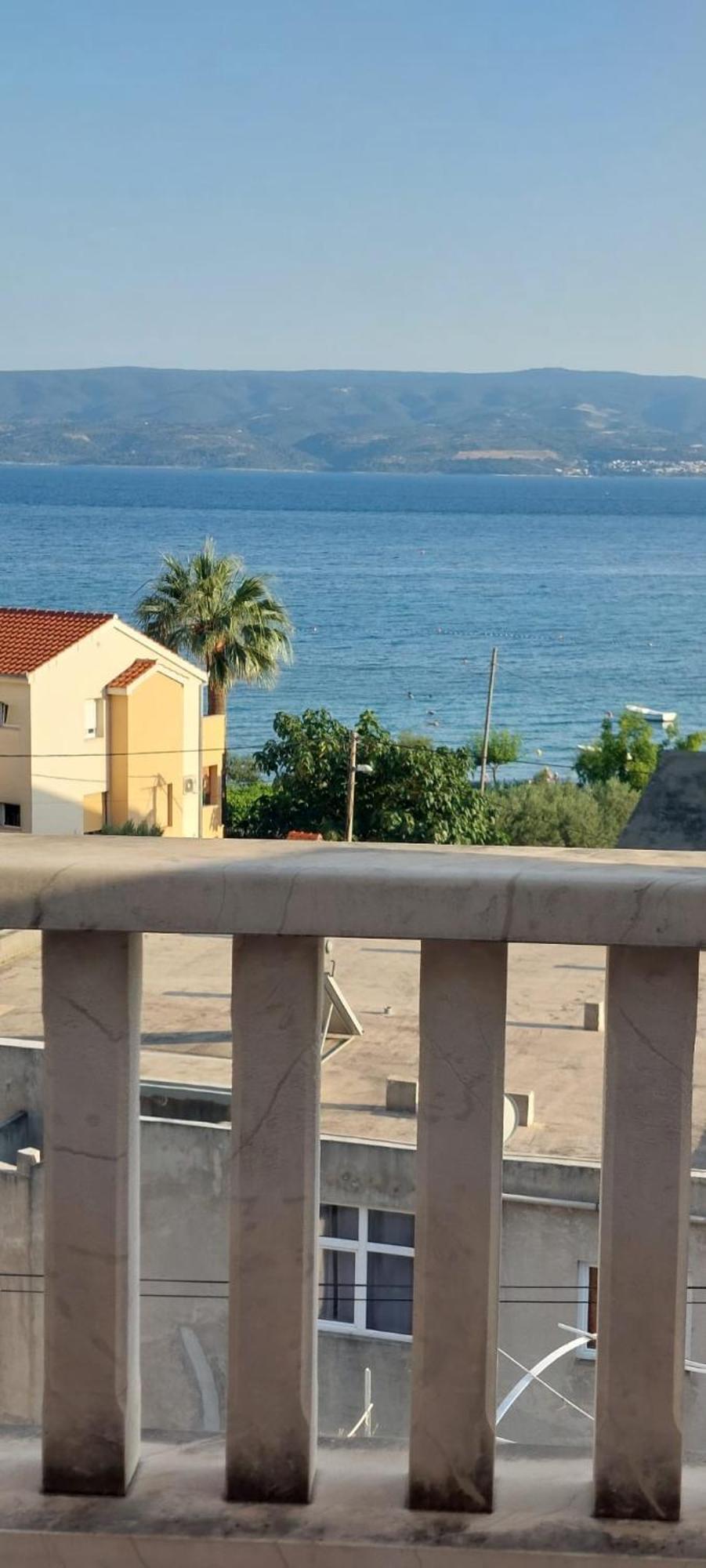 Apartments Ticinovic Omis Exterior photo