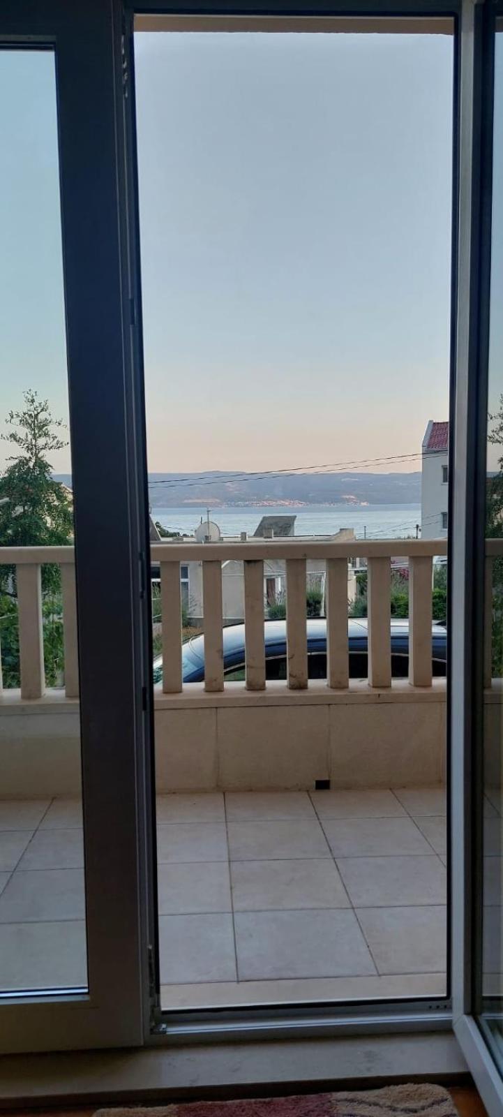 Apartments Ticinovic Omis Exterior photo