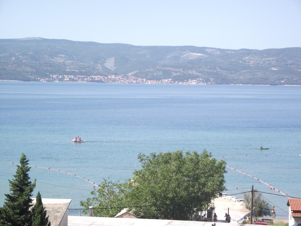 Apartments Ticinovic Omis Room photo